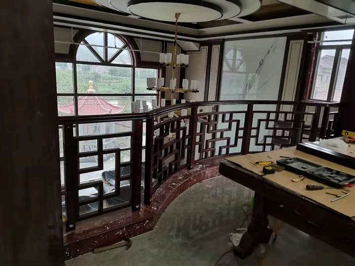 万字格