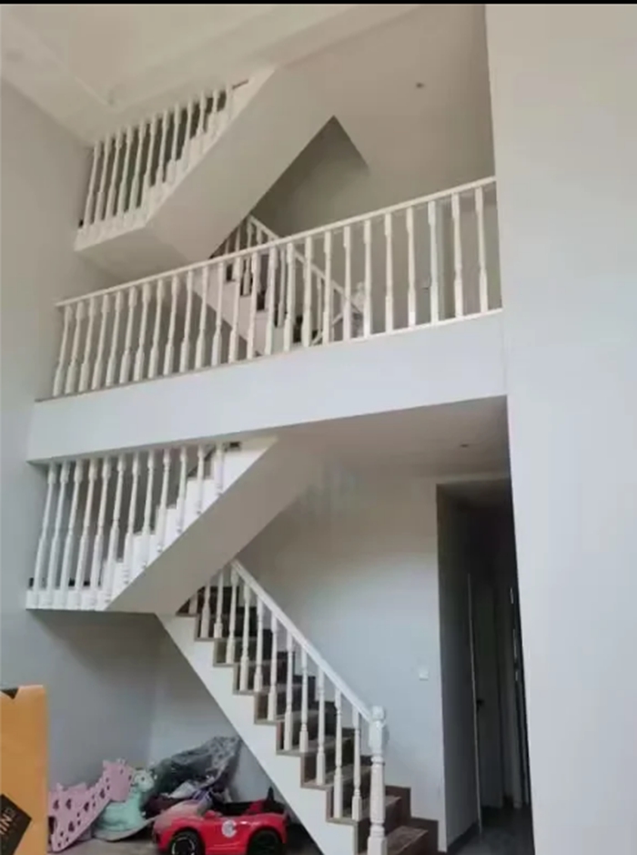 扶手